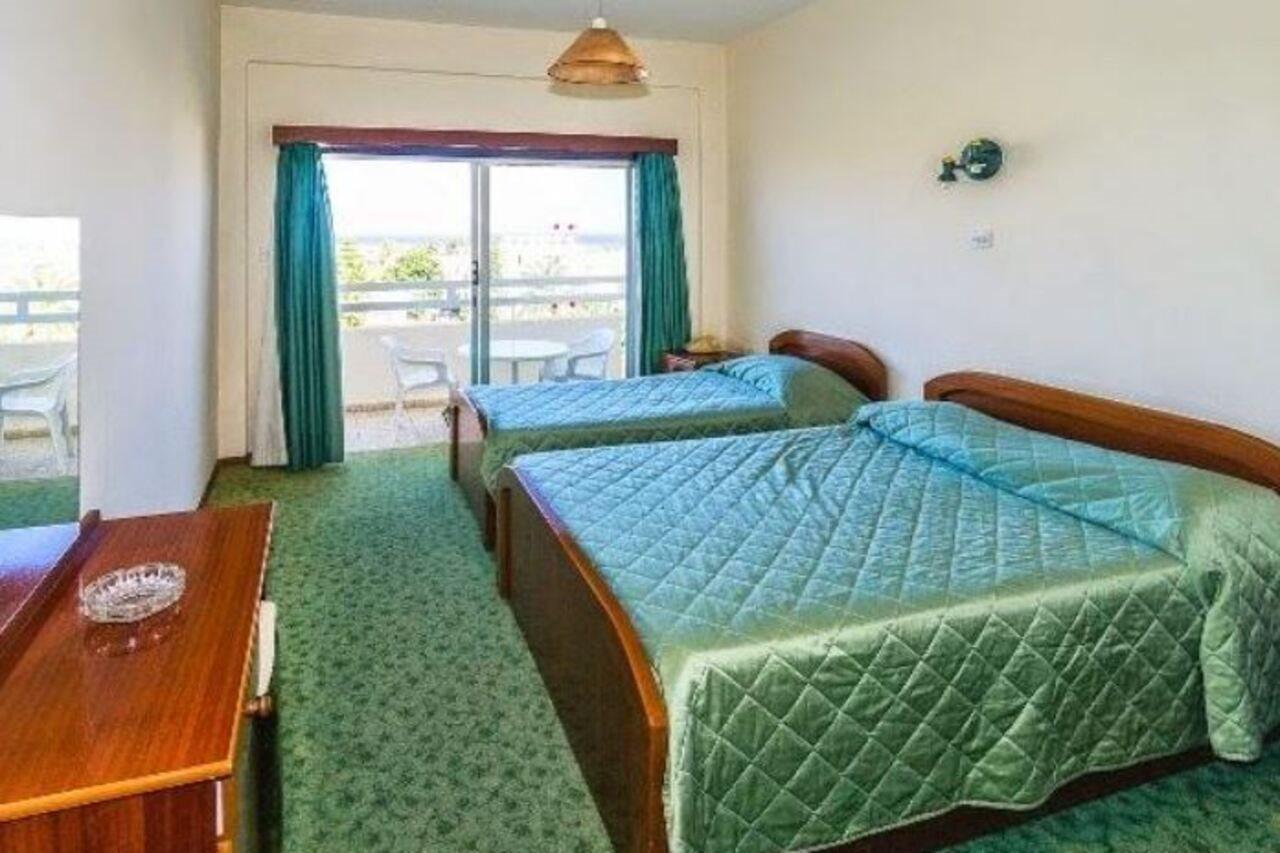 Marion Hotel Polis Esterno foto