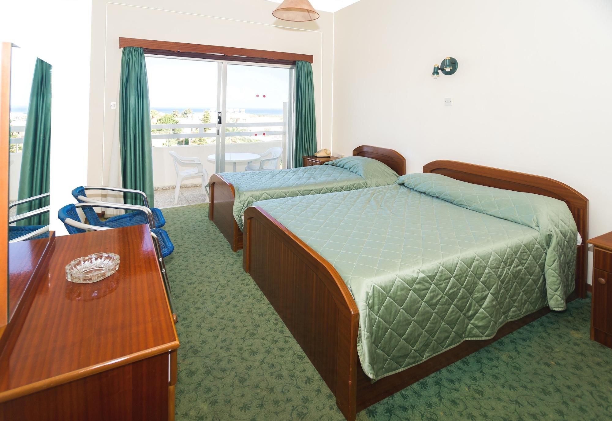 Marion Hotel Polis Esterno foto